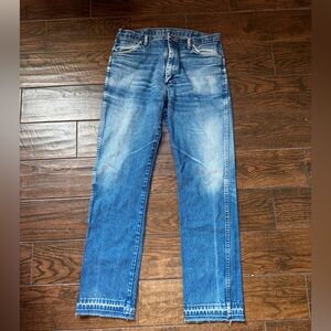 Wrangler Women’s Blue Jeans 36x34 Classic Fit Like New